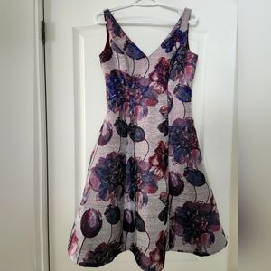 Adrianna Papell Cocktail Dress Like New